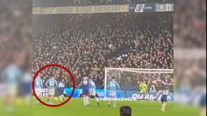 La reacción de Kovacic al cuarto gol de Chelsea ha desatado polémica en Inglaterra.