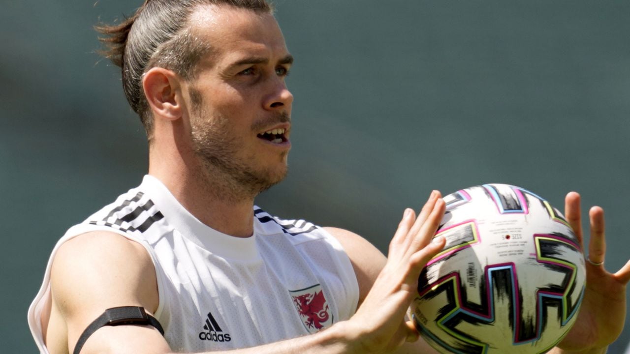 Gareth Bale, entrenamiento Gales