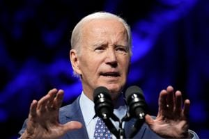 El presidente Joe Biden habla en la cena anual de la Liga de Votantes Conservacionistas, Washington, 14 de junio de 2023. (AP Foto/Susan Walsh)