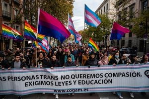 Durante el último trimestre de 2022, colectivos LGTBI realizaron protestas en Madrid, España, respaldando la 'ley trans'.