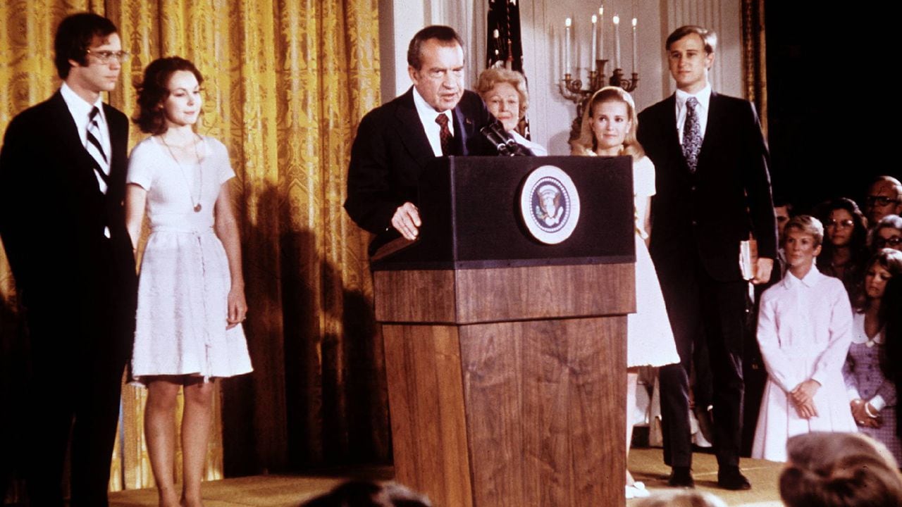 El presidente Richard Nixon anunció su renuncia el ocho de agosto, una novedad en Estados Unidos.
