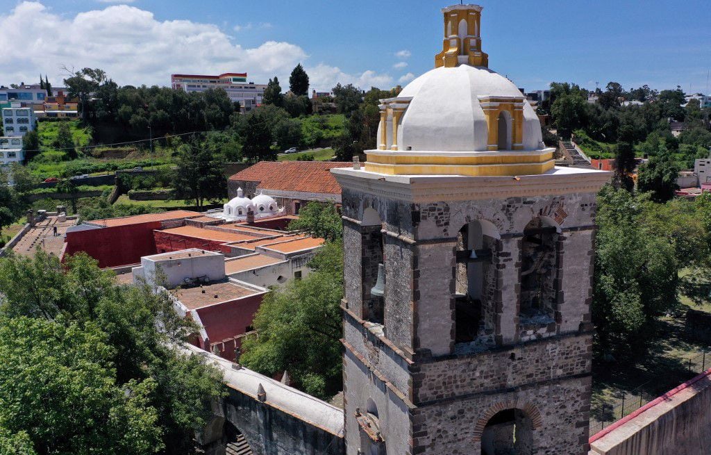 En esta foto de archivo tomada el 20 de julio de 2021, vista aérea del Conjunto Franciscano de la Catedral de Nuestra Señora de la Asunción en Tlaxcala, México. Foto de Alfredo Estrella / AFP