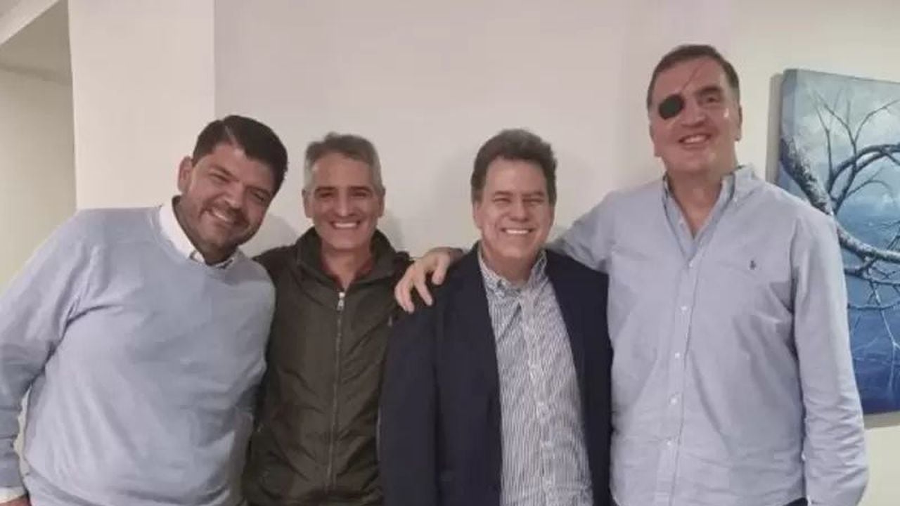 Juan Diego Gómez; Andrés Julián Rendón; Eugenio Prieto y Mauricio Tobón integran la denominada coalición de derecha.