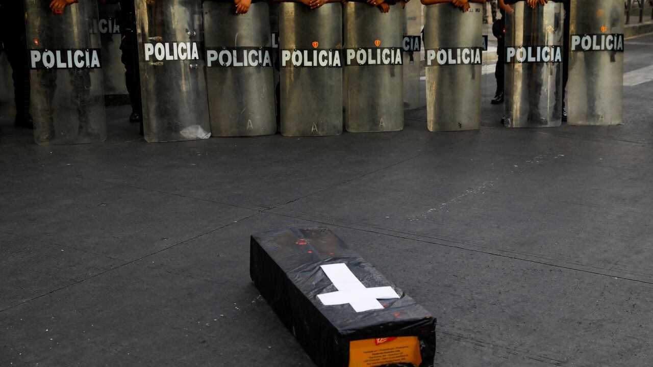 Los civiles muertos en protestas de Perú siguen aumentando. Foto: Reuters.