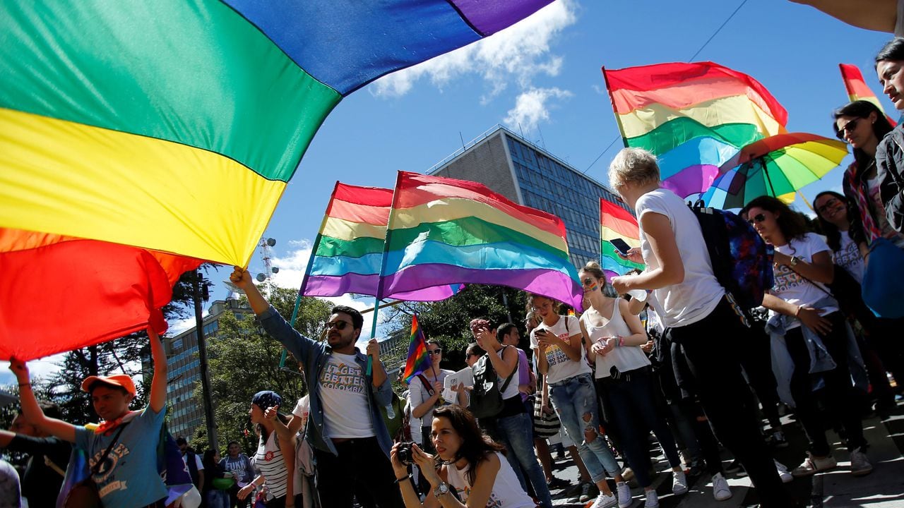 Marchas de la comunidad LGBTIQ+ a propósito de la iniciativa de Cabify para donar un porcentaje a la Escuela de Formación Wanda Fox de la Fundación Procrear.