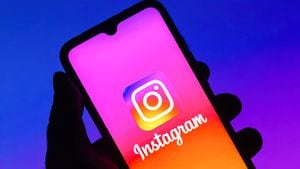BRAZIL - 2021/08/06: In this photo illustration the Instagram logo seen displayed on a smartphone. (Photo Illustration by Rafael Henrique/SOPA Images/LightRocket via Getty Images)