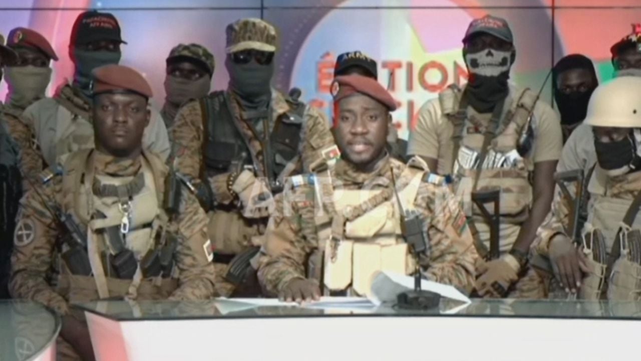 Grupo de militares se tomó cadena de televisión pública de Burkina Faso para dar a conocer medidas tras materializar nuevo golpe de Estado.