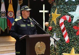 Brigadier General de la Policía Nacional de Colombia, Tito Castellanos, en la entrega del informe de Noche de Velitas en el país.