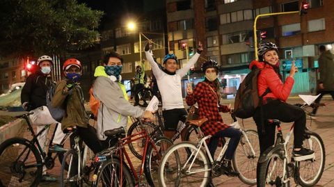 Métele Pedal es una iniciativa que agrupa a diferentes colectivos de ciclistas en Bogotá y que busca mejorar las condiciones de todos los usuarios de la ciudad.