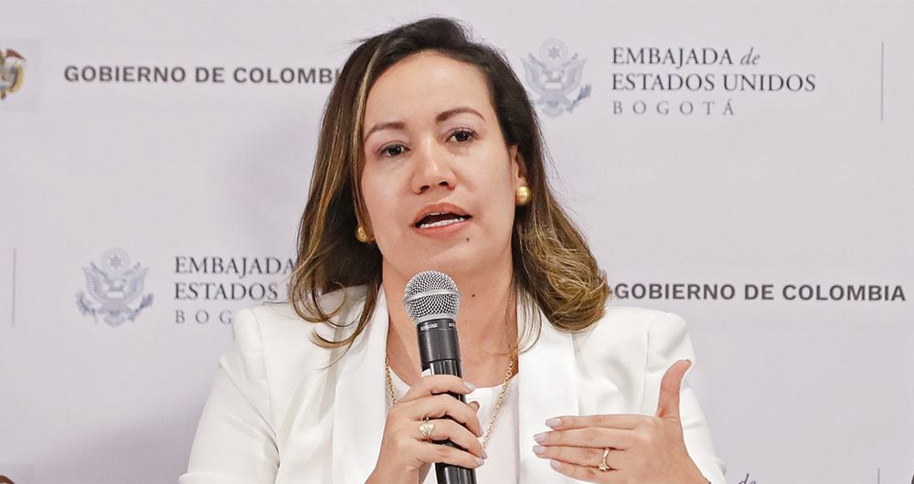 “La ministra Corcho, o no entiende las cifras, o de mala fe entrega información incorrecta”. 