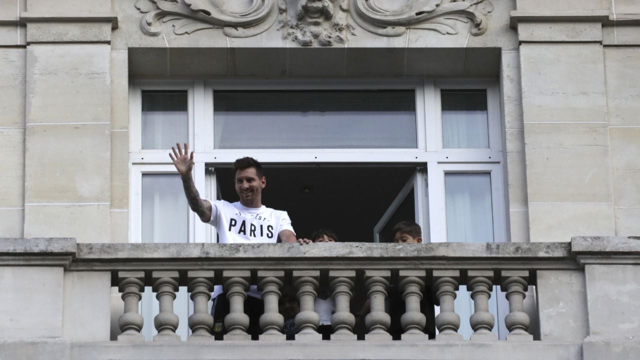 Lionel Messi en el hotel Le Royal Monceau