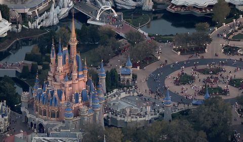 También se puede pasar una noche en el castillo de Cenicienta