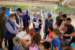 En lo que va de 2023, cerca de 98.000 migrantes han atravesado el Tapón del Darién, advierten las Defensorías del Pueblo de Panamá y Colombia