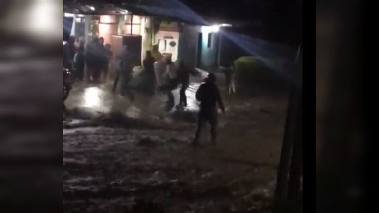 Fuertes lluvias en Cauca y Nariño han dejado incomunicados a varios municipios.