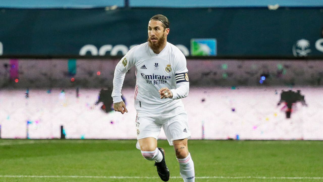 Se rumora que Sergio Ramos podría salir del Real Madrid este año, lo que abriría un cupo para Alaba en la defensa 'merengue'.