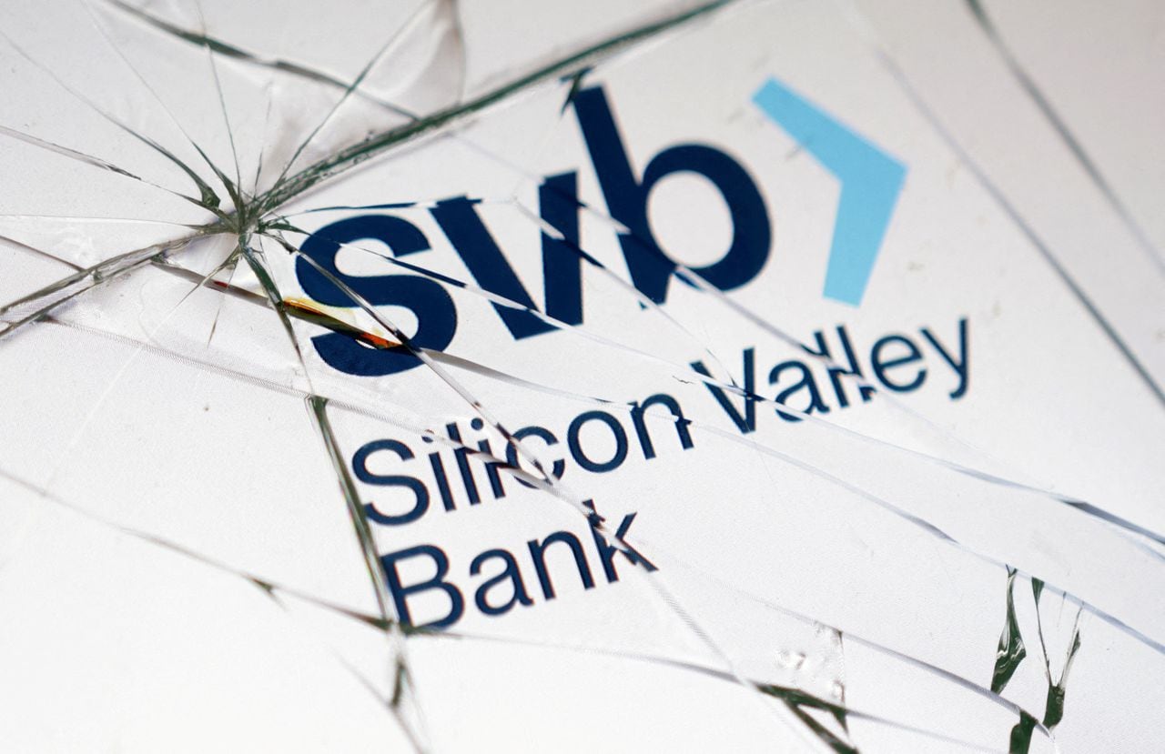 El Departamento de Justicia de Estados Unidos y la Comisión de Bolsa y Valores (SEC) están investigando el colapso de Silicon Valley Bank (SVB)