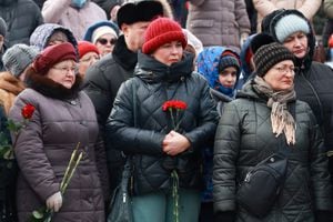 Los ciudadanos rusos se han solidarizado con los solados rusos muertos en el ataque ucraniano. Foto: AFP.
