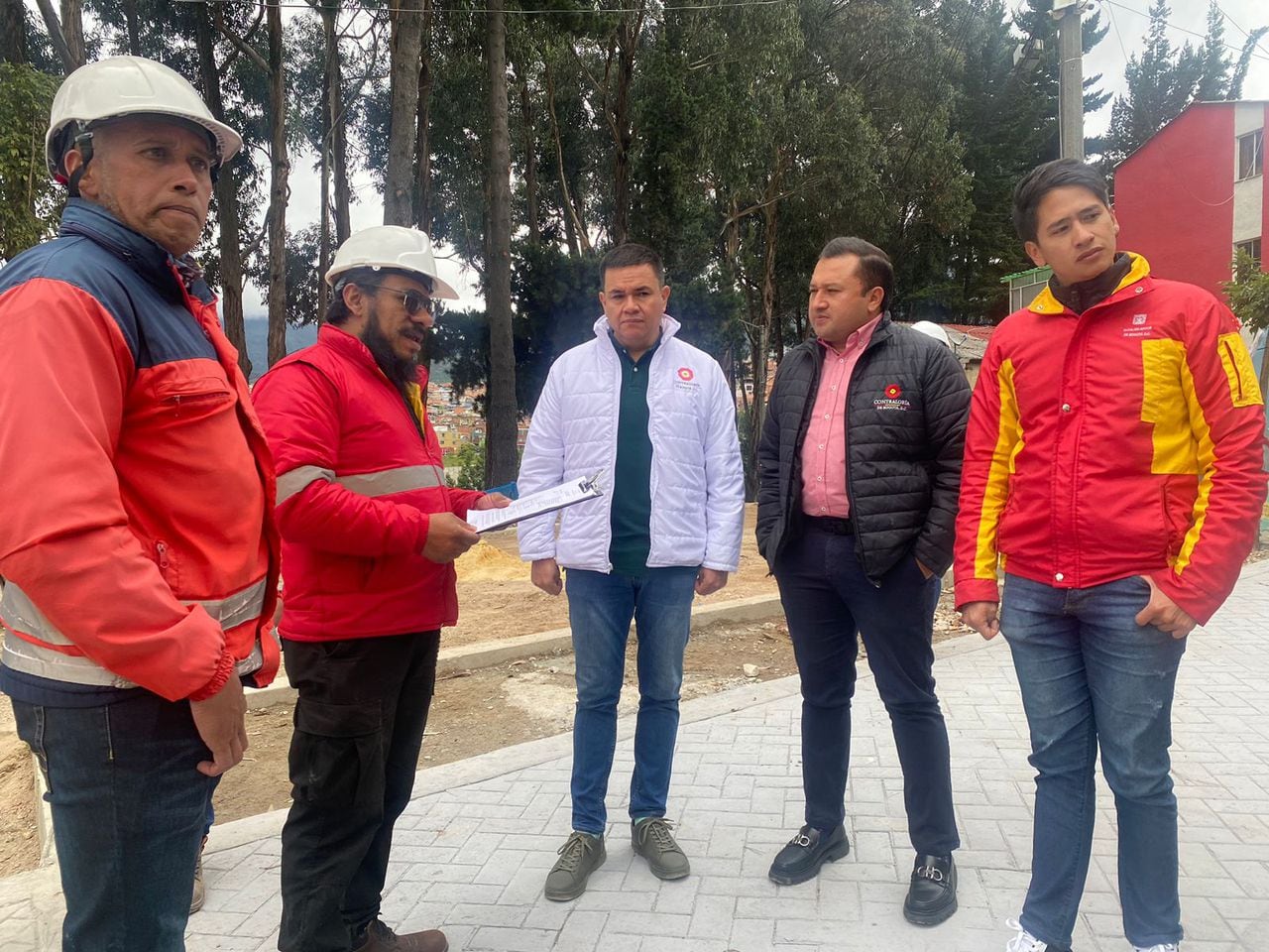 Funcionarios de la Contraloría en visita de seguimiento a las obras en San Cristóbal