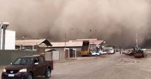 Tormenta de arena cubrió ciudad en Chile: impresionantes videos.