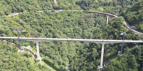 Un obrero falleció al caer al vació en el nuevo puente Chirajara.