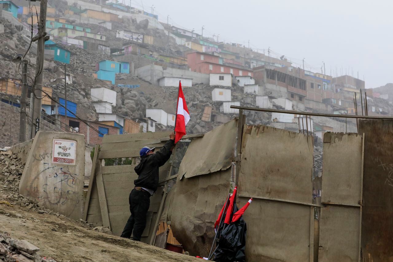Desempleo en Perú. (AP Photo/Guadalupe Pardo)