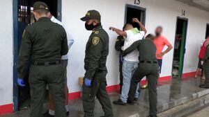 Las autoridades estuvieron en las cárceles La Modelo, de Bucaramanga, y Palogordo, de Girón.