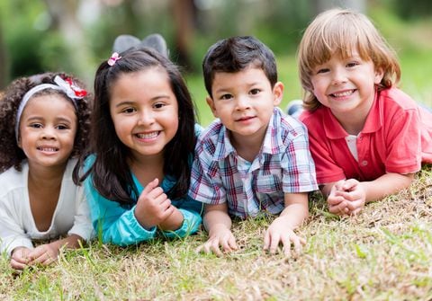 La salud bucal en la infancia es un componente vital en la generación de bienestar pues aporta a la correcta nutrición, pronunciación y relacionamiento social de los niños.