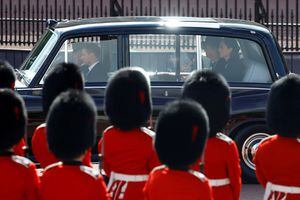 La Reina Camilla y Catalina de Gran Bretaña, Princesa de Gales, aparecen en la foto durante la procesión del ataúd de la Reina Isabel de Gran Bretaña desde el Palacio de Buckingham hasta las Casas del Parlamento, en Londres, Gran Bretaña, el 14 de septiembre de 2022.