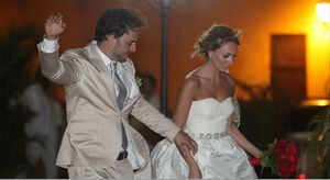 Valeria Santos y Manolo Cardona en el día de su boda.