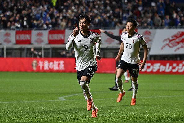 Kaoru Mitoma marca el primer gol del partido amistos Japón vs. Colombia