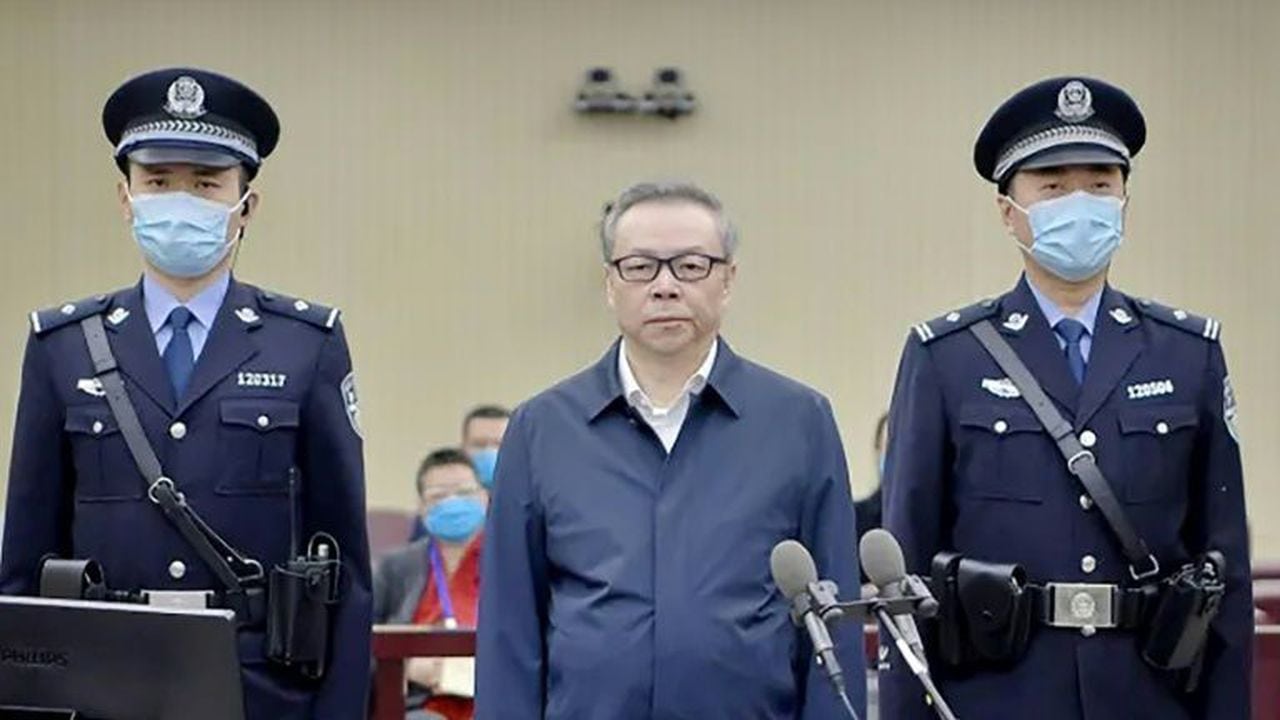 China ejecuta al exbanquero del mayor caso de corrupción financiera en ese país