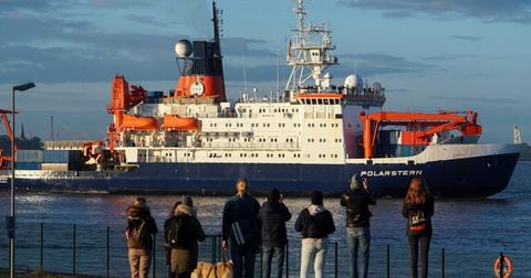 El rompehielos Polarstern del instituto alemán Alfred Wegener, llegó a su puerto de amarre de Bremerhaven, en el noroeste de Alemania.