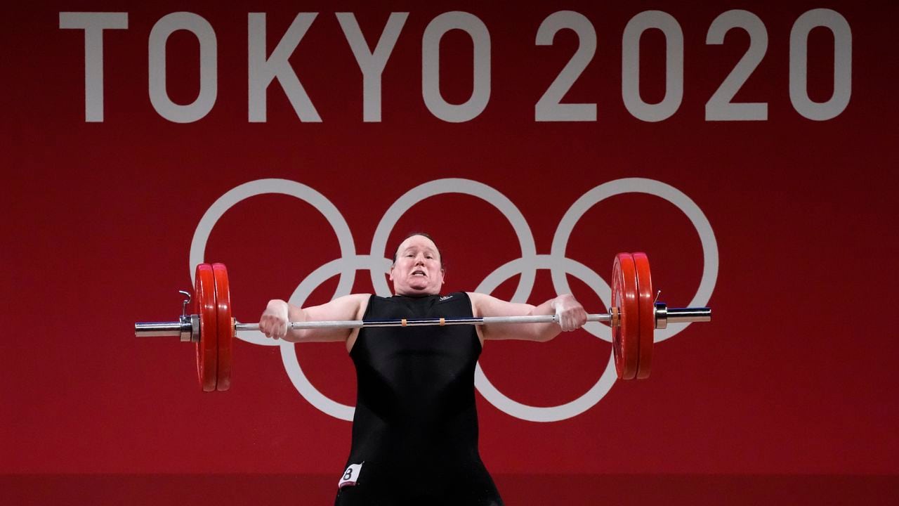 Laurel Hubbard, atleta transgénero en Tokio 2020.