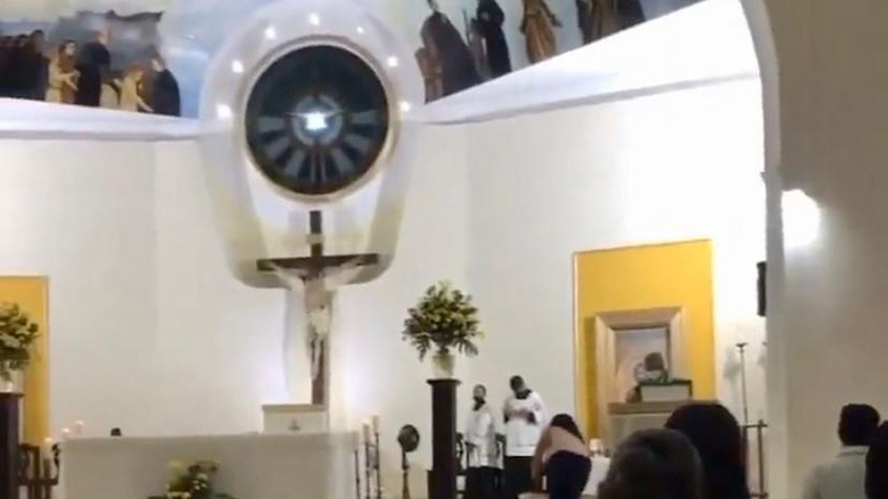 Una petición por la salud de Petro hicieron en iglesia en Barranquilla.