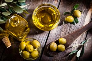 El aceite de oliva es uno de los más saludables para incluir en las dietas.