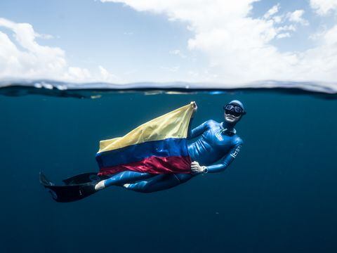 "Es muy desalentador ver la contaminación de los océanos: en Gorgonilla vi una playa cubierta de plástico": campeona mundial de apnea