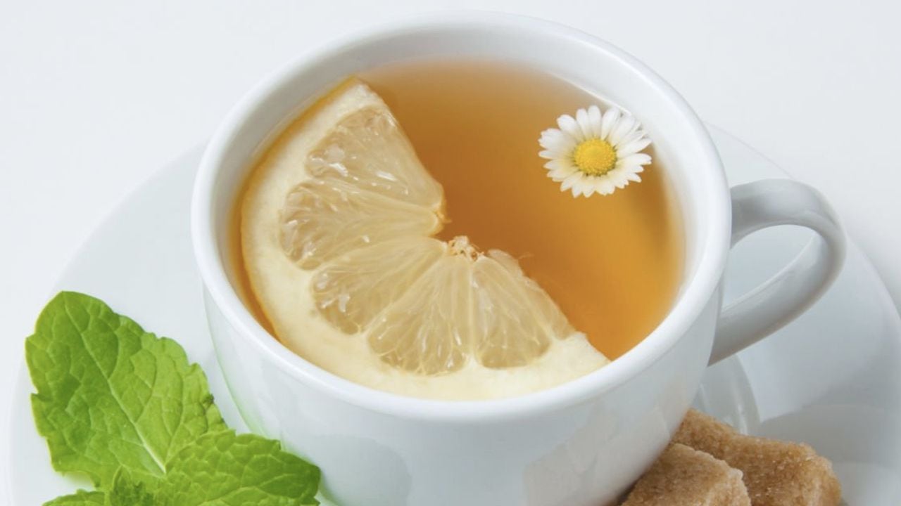 El té de manzanilla es un gran aliado para el organismo.