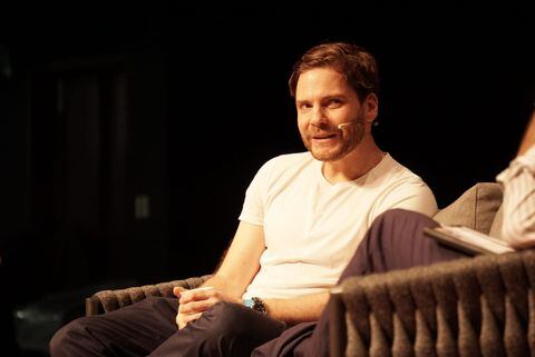 Daniel Brühl llegó a Cartagena a participar del Hay Festival.
