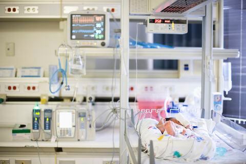 Bebé / Urgencias / Hospital