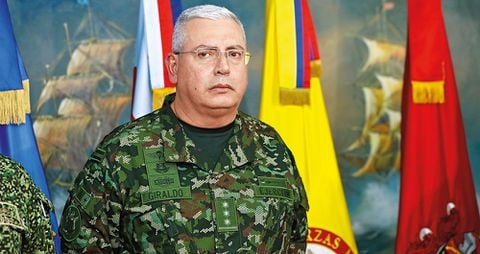 general helder giraldo Comandante de las Fuerzas Militares