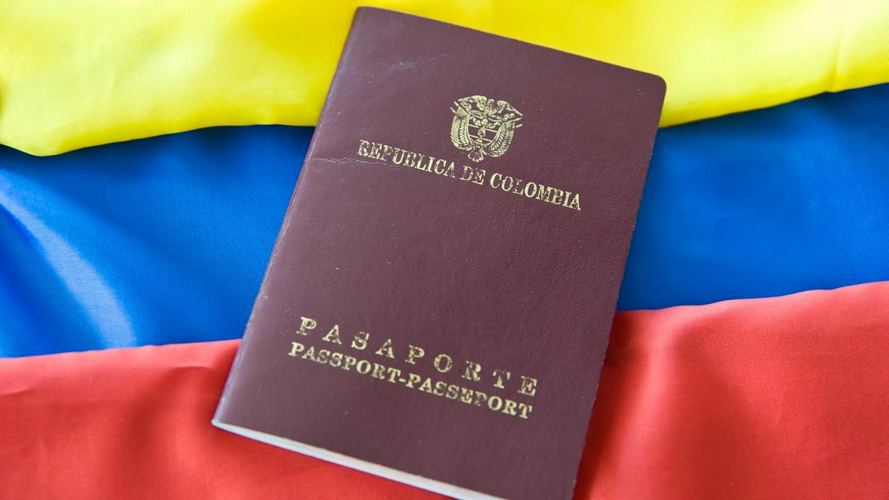 Pasaportes - Pasaporte Colombia - Migración