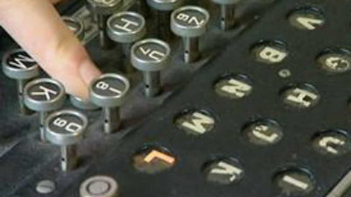 El descifrado de códigos de las máquinas Enigma fue crucial para el desarrollo de la Segunda Guerra Mundial.
