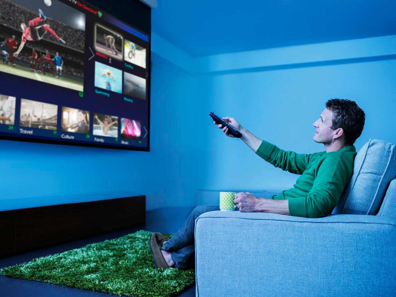 Quieres una tele gigante en el salón: la fatiga visual y el