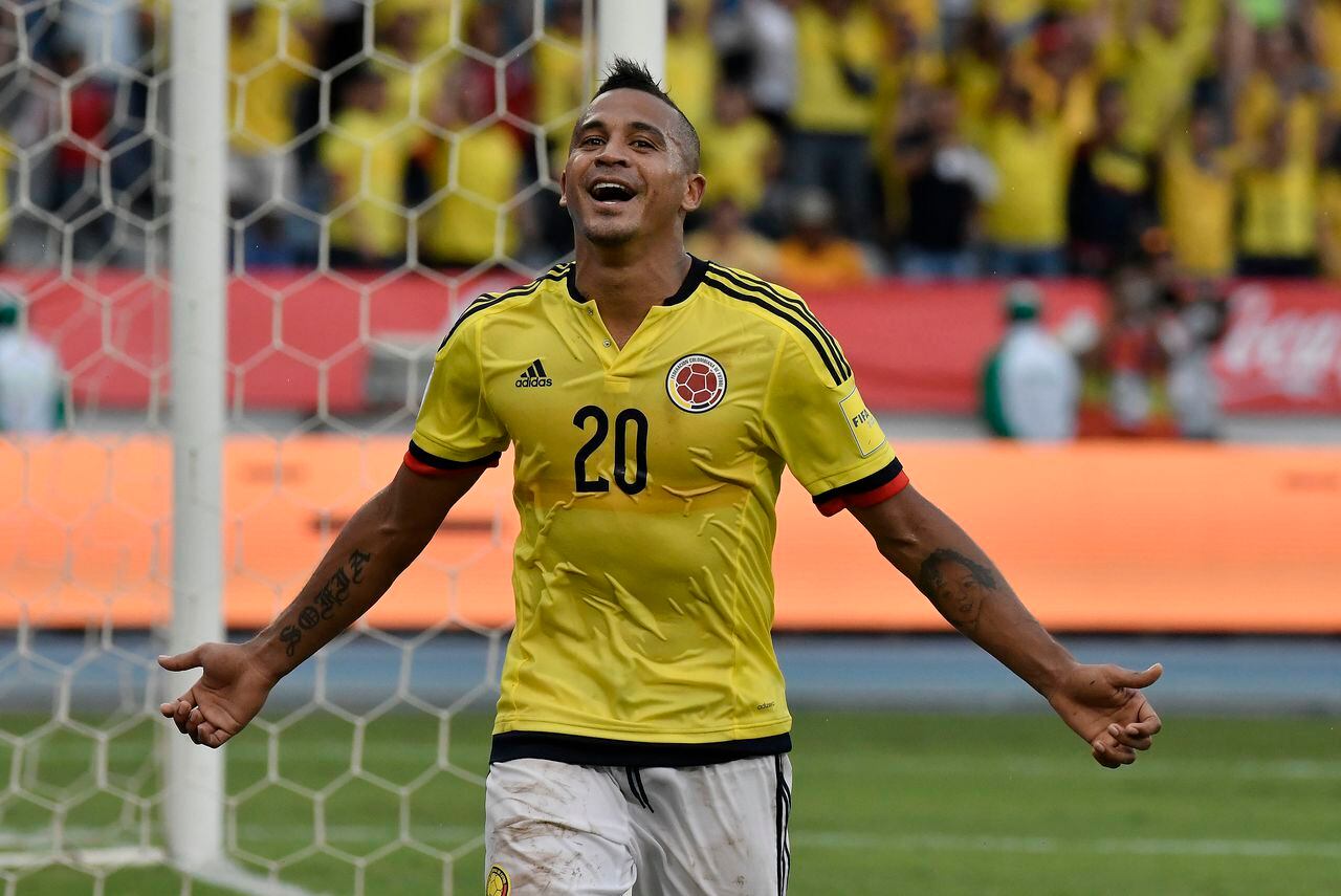 Macnelly Torres celebrando su gol ante Venezuela en juego válido por las eliminatorias a Rusia 2018.