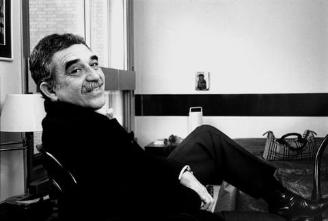 PARIS. Colombian writer and Nobel prize in literature winner Gabriel Garcia Marquez poses for a portrait session on January 27,1982 in Paris,France. (Photo by Ulf Andersen/Getty Images)