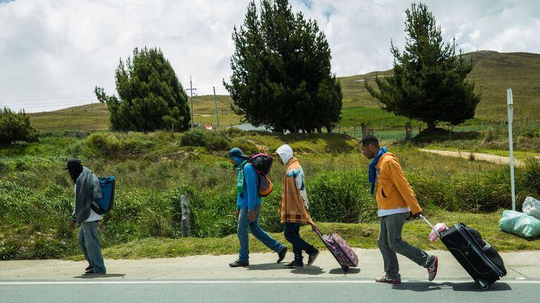 El viaje desde su tierra hacia Colombia es, según expertos, el primer gran reto de salud mental para las personas venezolanas.