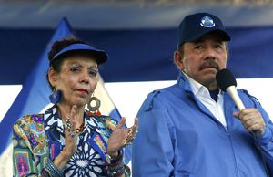 Foto tomada el 5 de septiembre del 2018 del presidente nicaragüense Daniel Ortega y su esposa y vicepresidenta del país, Rosario Murillo, en Managua. (AP foto/Alfredo Zúñiga, archivo)