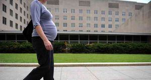 Embarazadas con covid-19 podrían dar a luz antes y necesitar cuidados intensivos