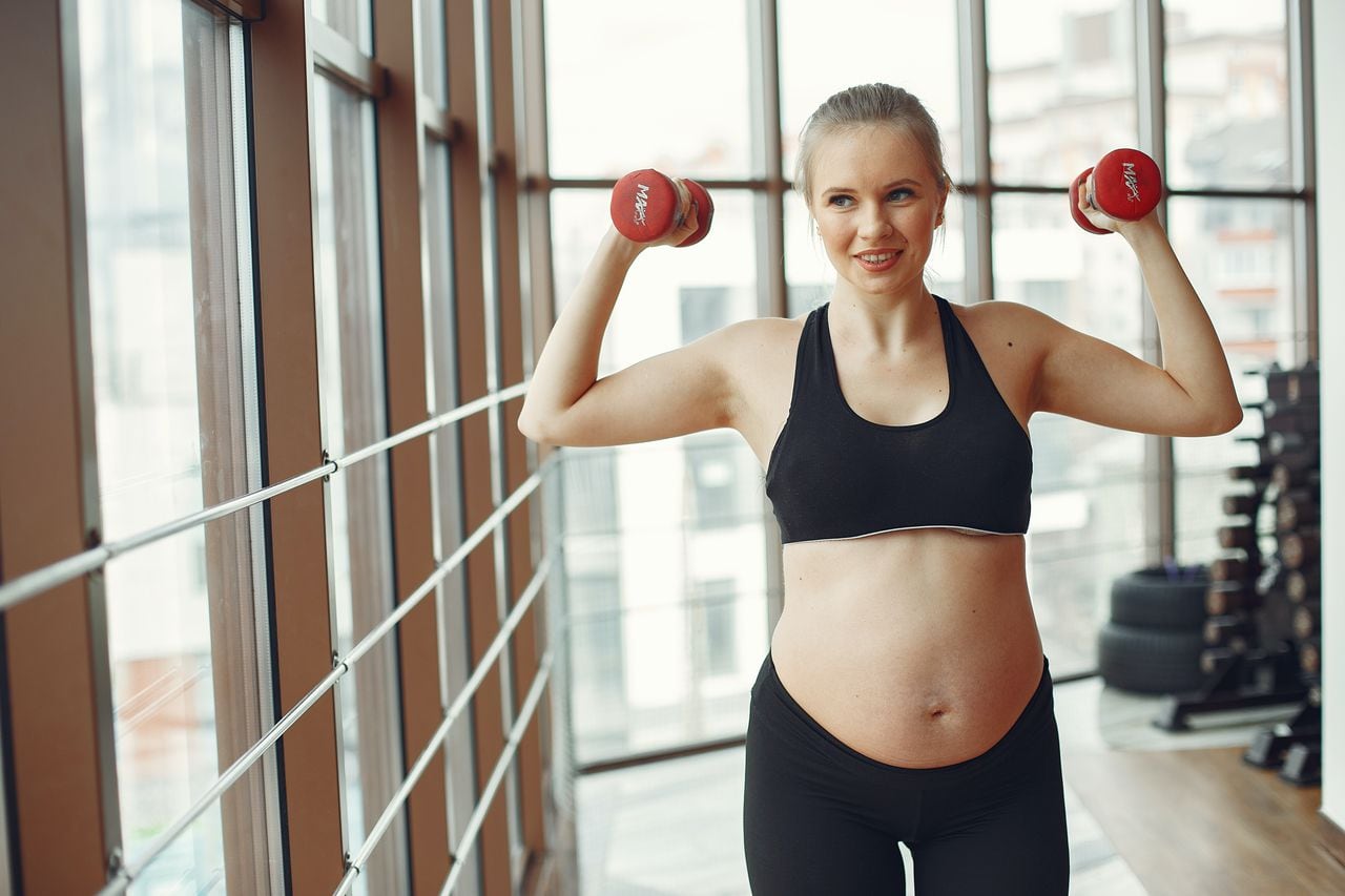 Prepararse físicamente en el embarazo beneficiará tanto a la futura madre como al bebé, así como la recuperación posparto.