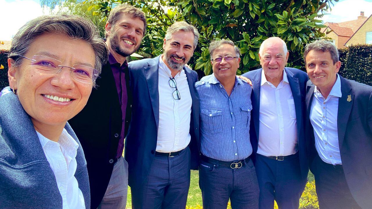 La alcaldesa de Bogotá y Gustavo Petro se volvieron a reunir acompañados de un grupo de dirigentes internacionales.